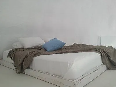 Kouros Hotel 2*